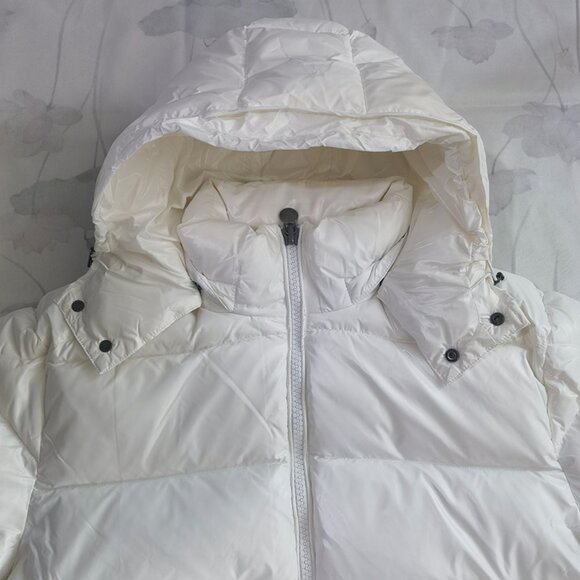 Moncler White Down Jacket - Picture 6 of 12